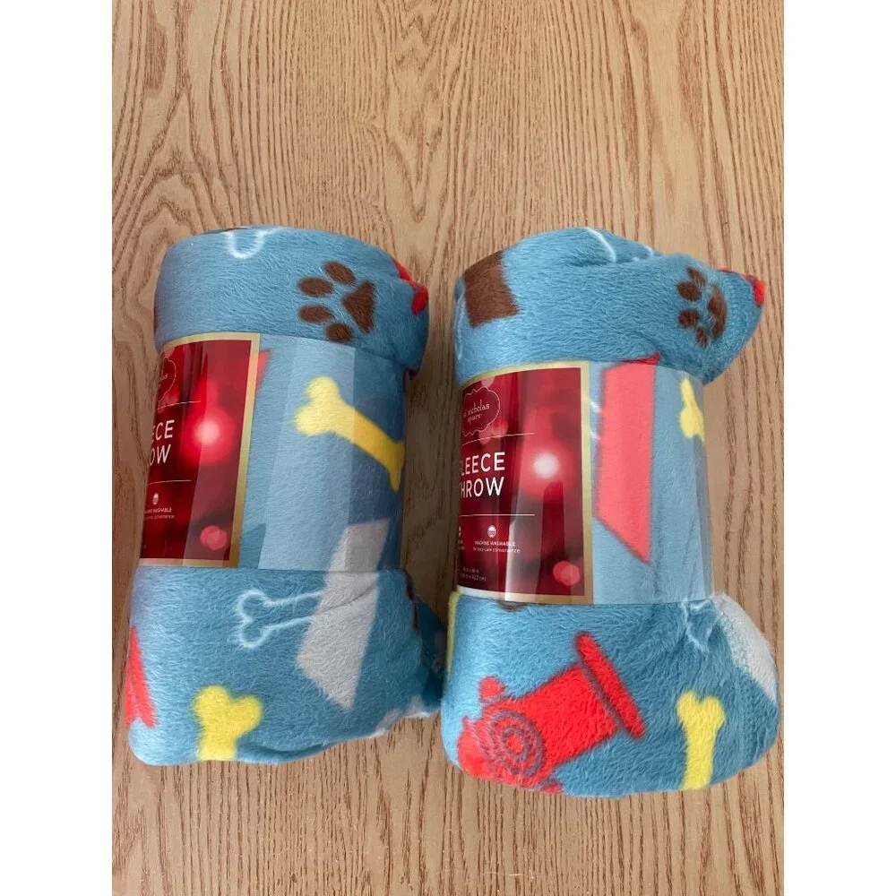New Doggie Paws Bones Fleece Throw Blanket Super Soft size 46”x56”